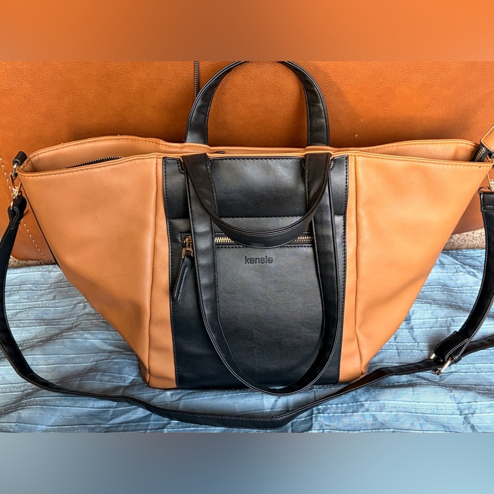 Kensie Black and Tan Tote Bag